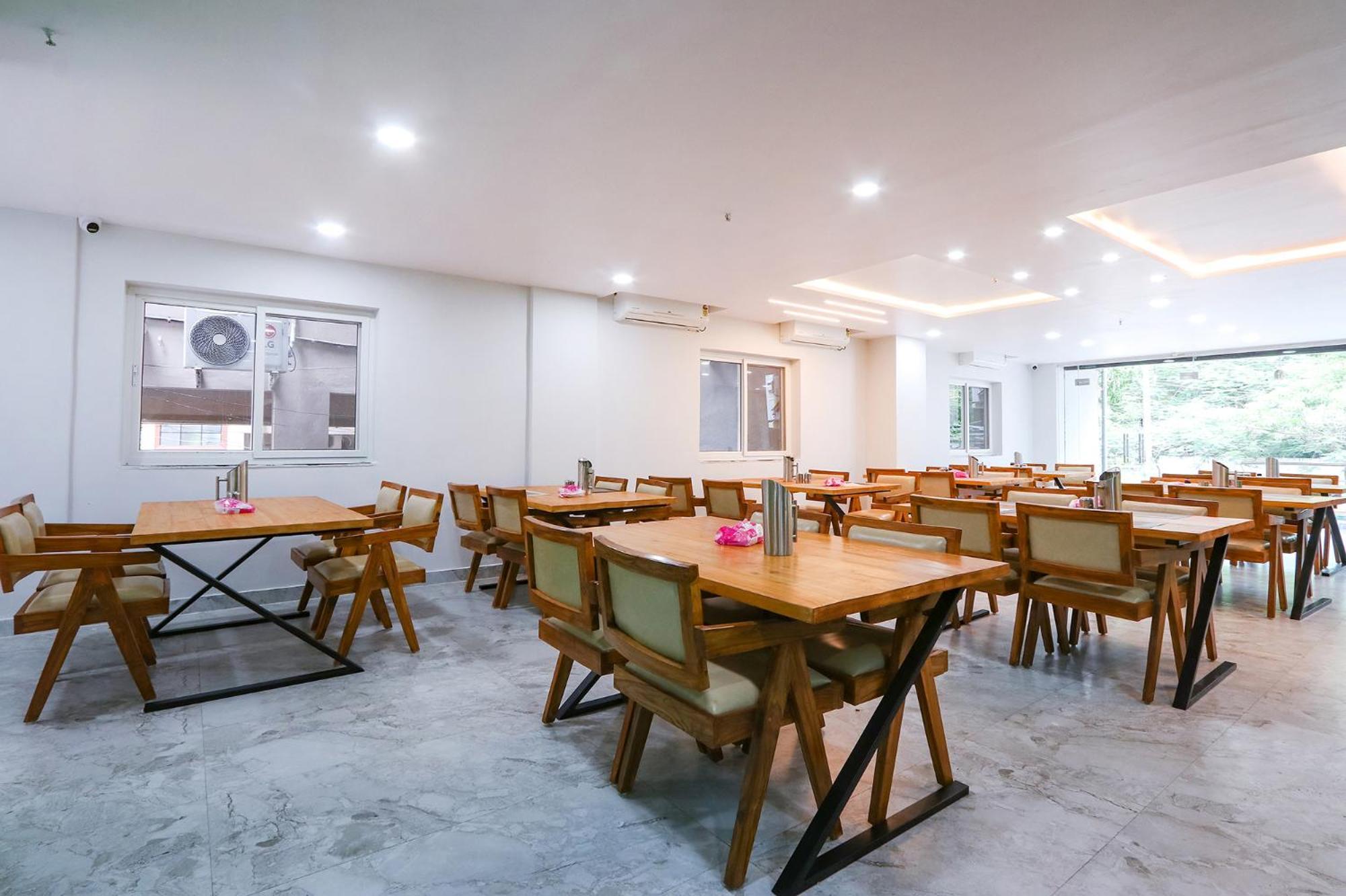 Fabhotel Relax Inn Хайдарабад Экстерьер фото