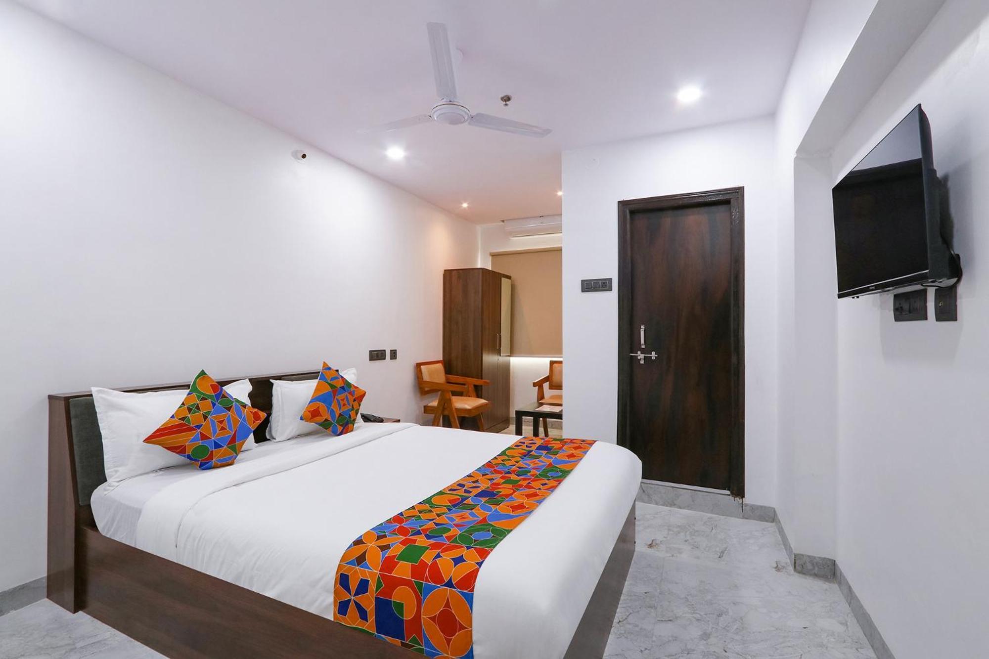 Fabhotel Relax Inn Хайдарабад Экстерьер фото