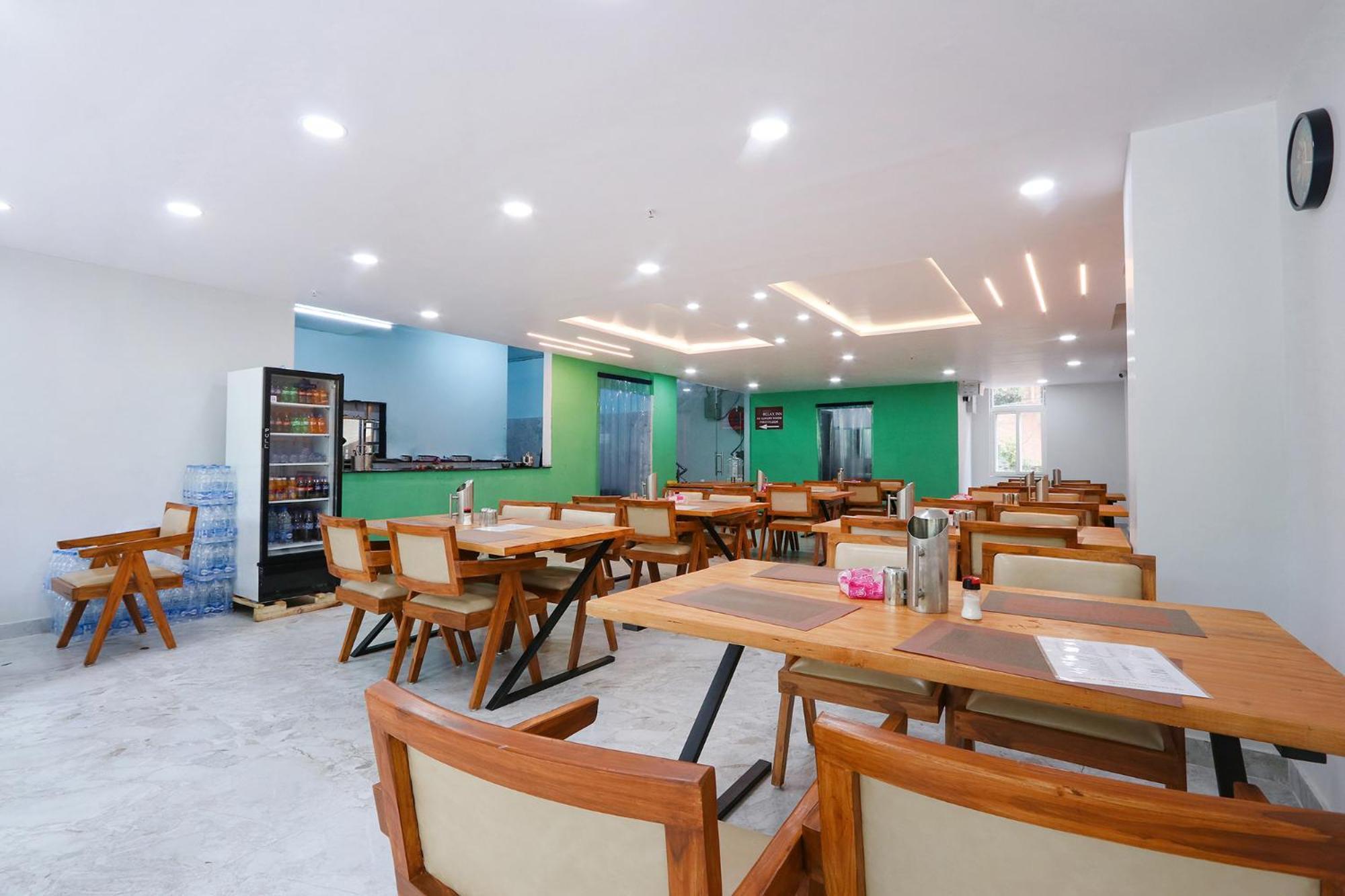 Fabhotel Relax Inn Хайдарабад Экстерьер фото